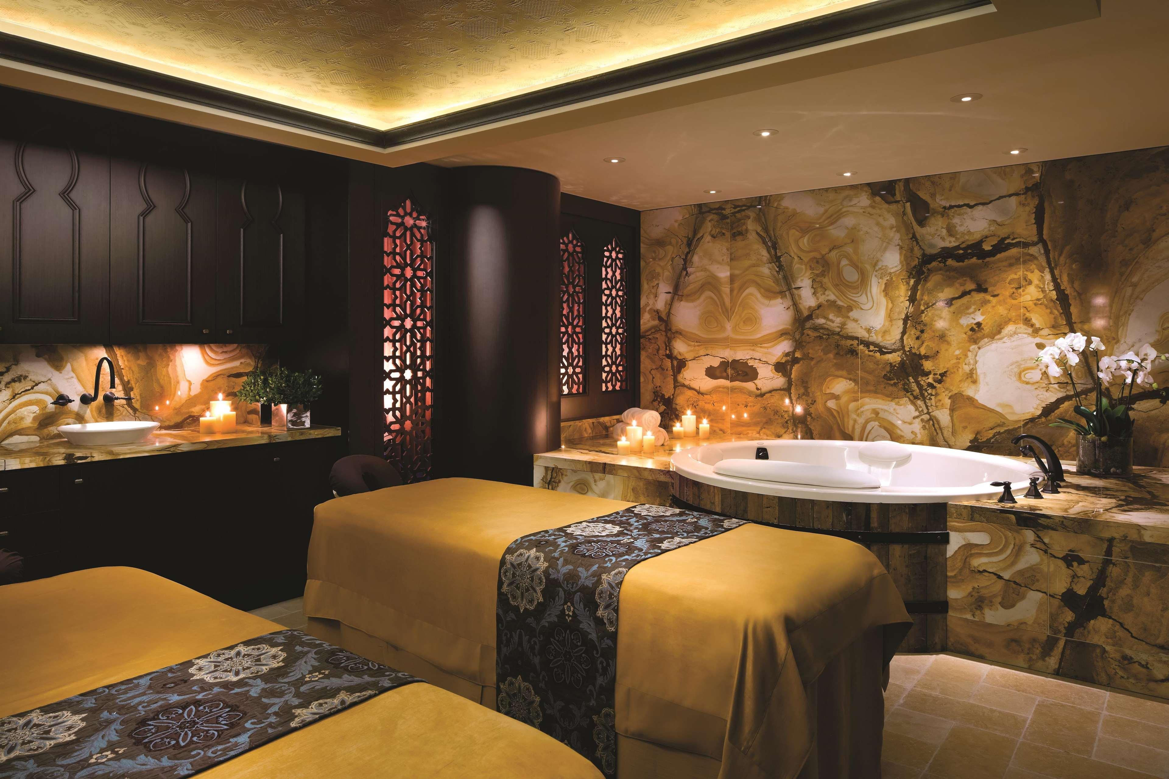 Shangri-La Toronto Bagian luar foto