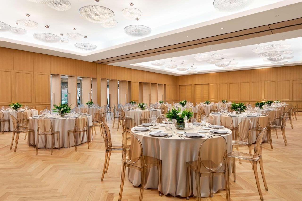 Shangri-La Toronto Bagian luar foto