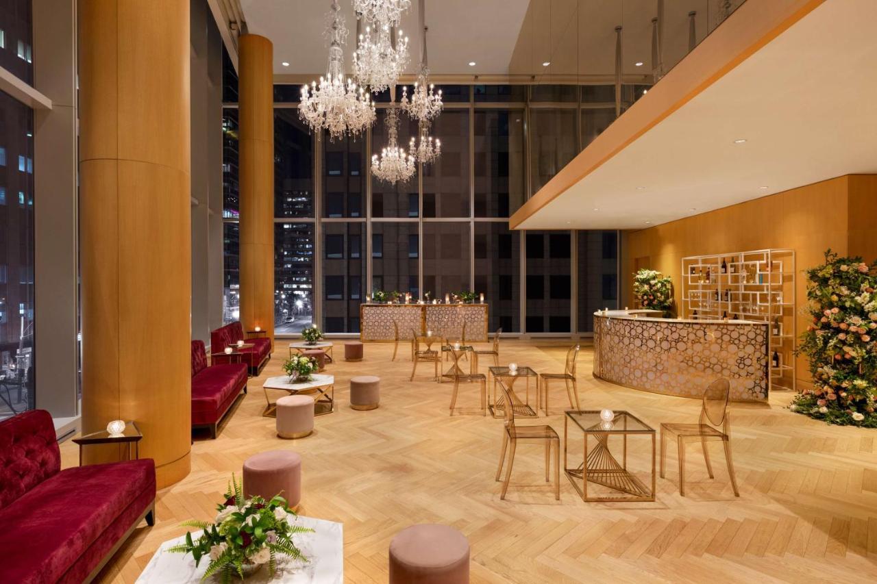 Shangri-La Toronto Bagian luar foto
