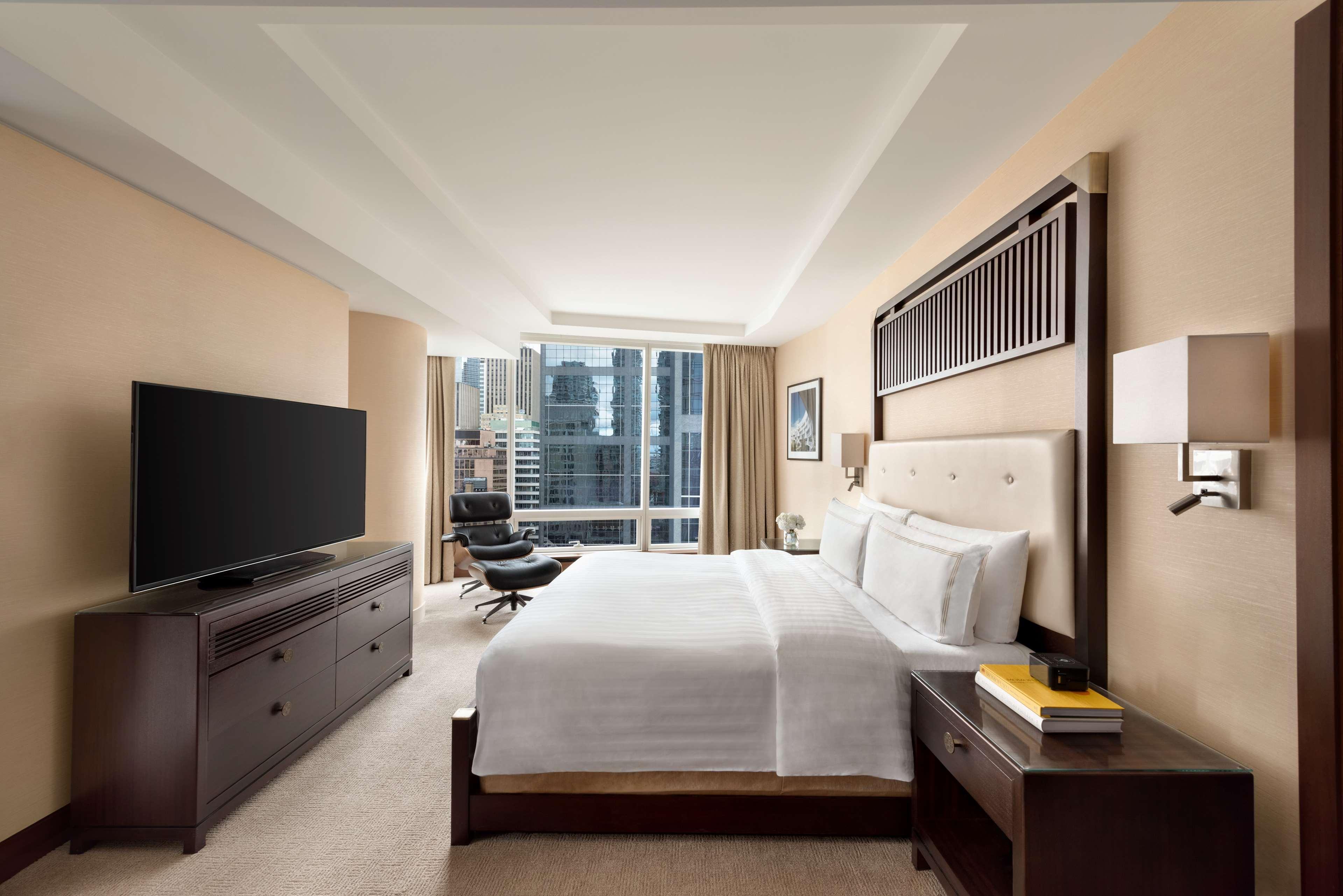 Shangri-La Toronto Bagian luar foto