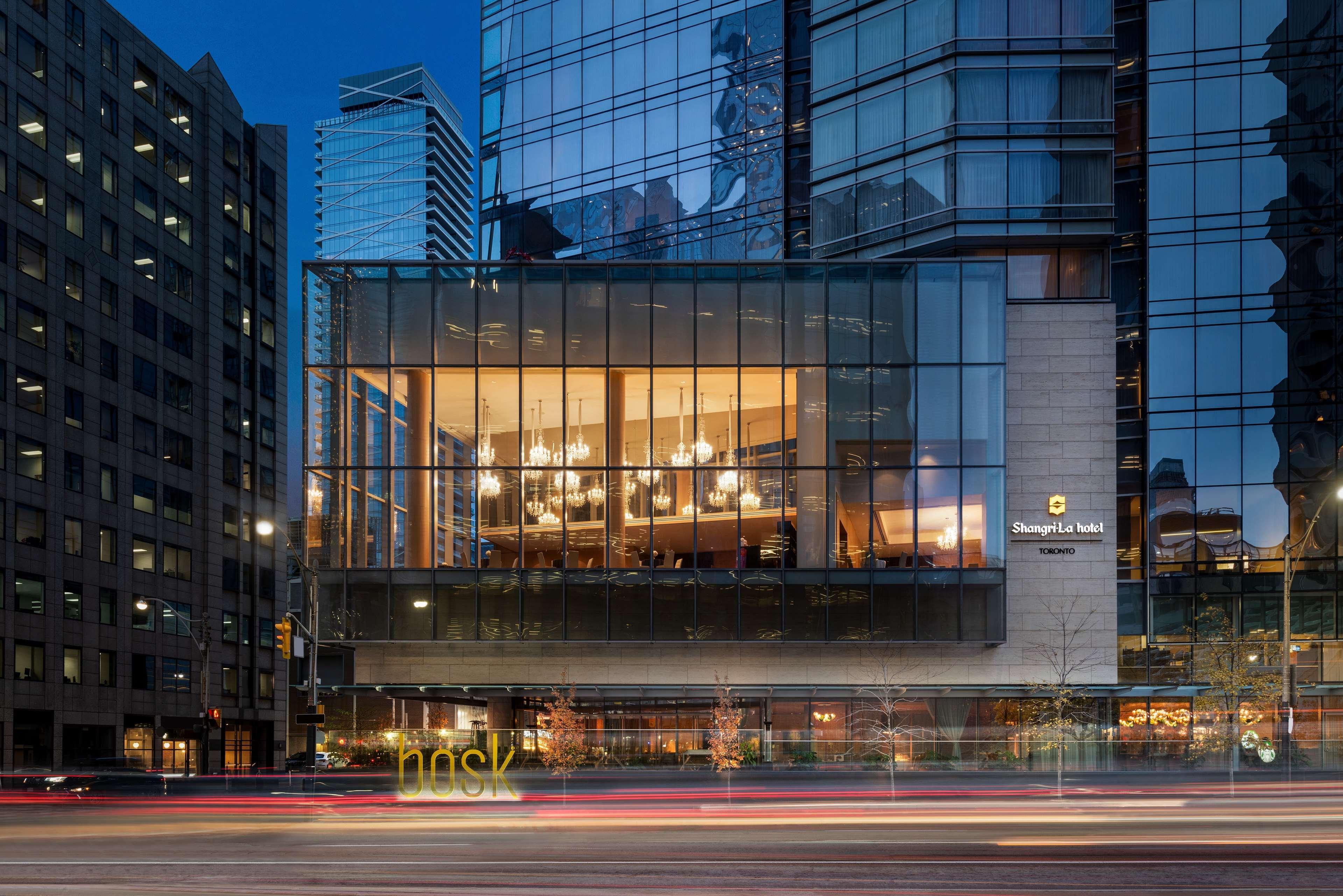 Shangri-La Toronto Bagian luar foto